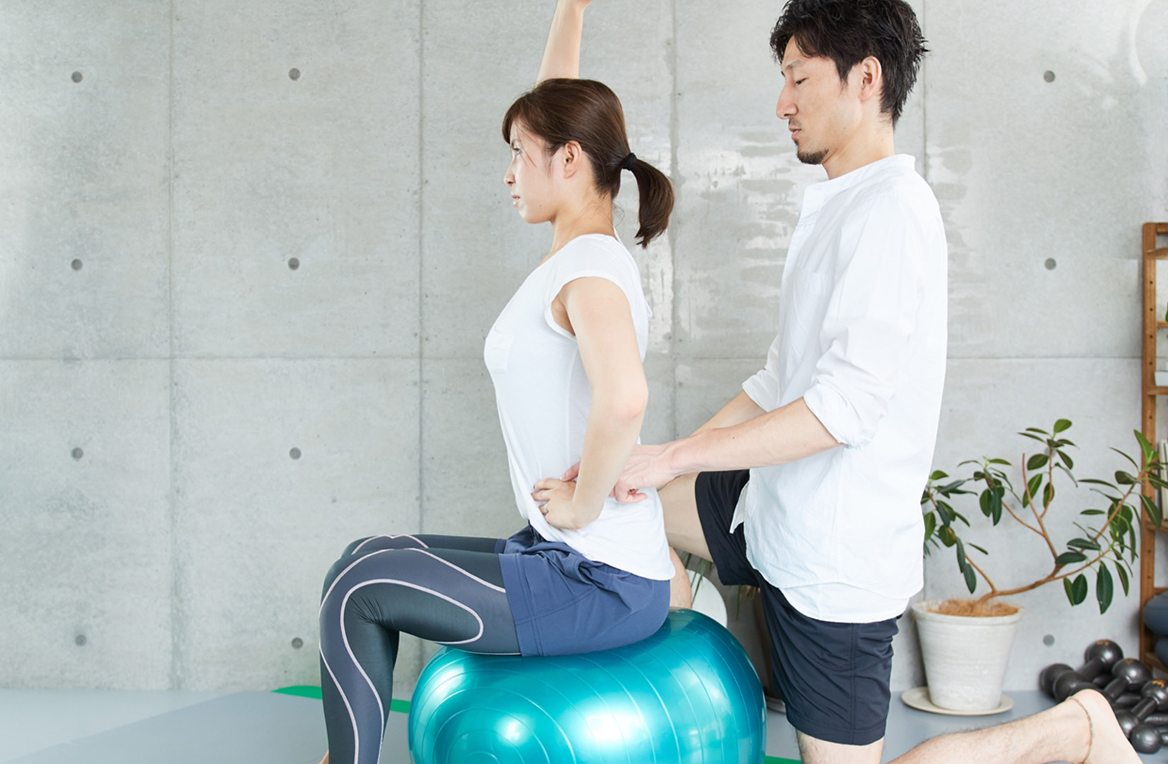 身体だけでなく、姿勢や呼吸・生活習慣にもアプローチ